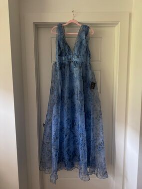 Lulu's Light Blue Floral V-Neck Maxi Dress